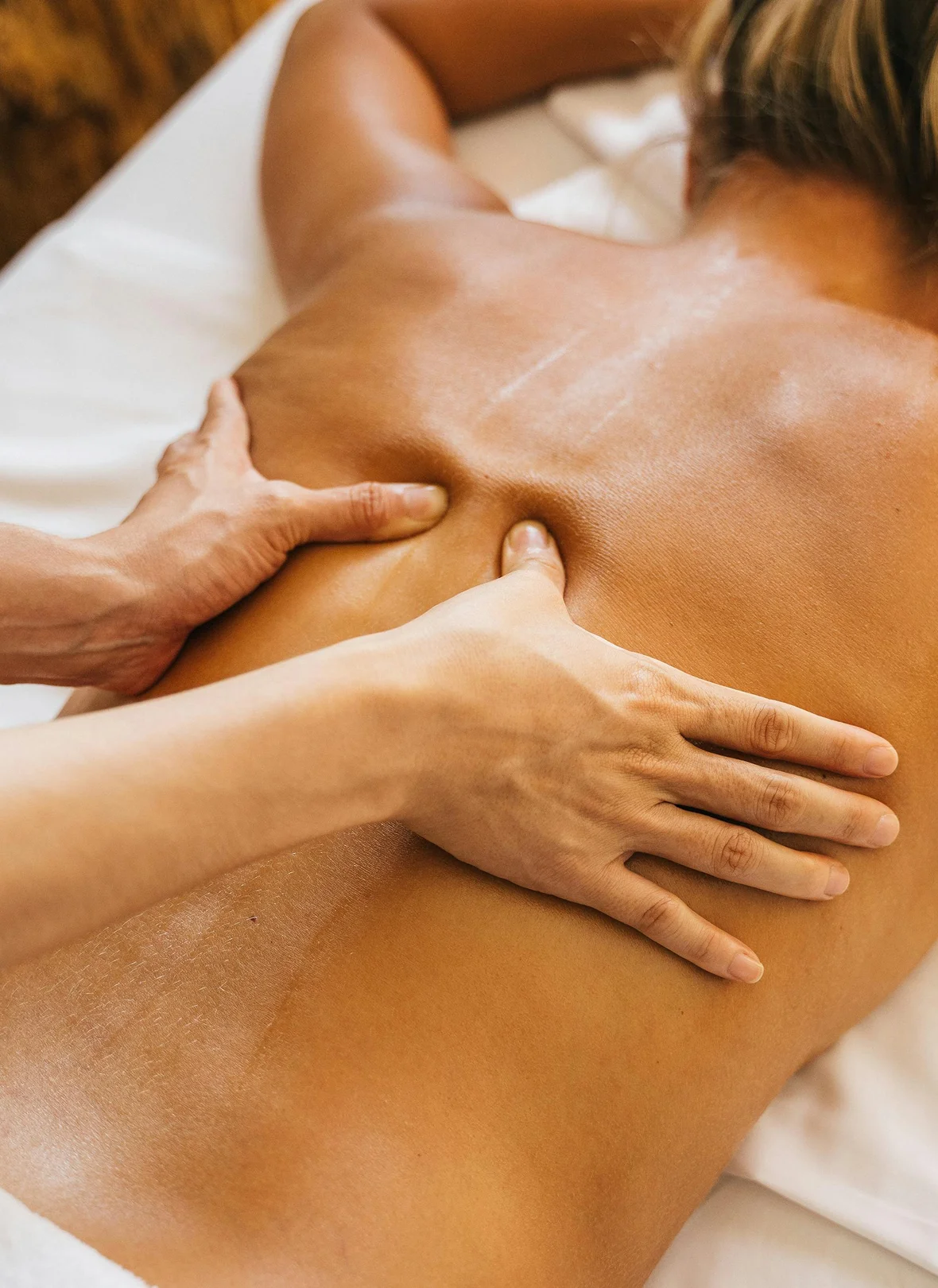 Ayurveda hospital in Kerala, best ayurvedic hospital, Panchakarma therapy Kerala, Ayurvedic treatment for back pain, natural weight loss, skin disease Ayurveda, Ayurvedic infertility treatment, detox therapy Kerala, holistic healing India, herbal medicine Kerala